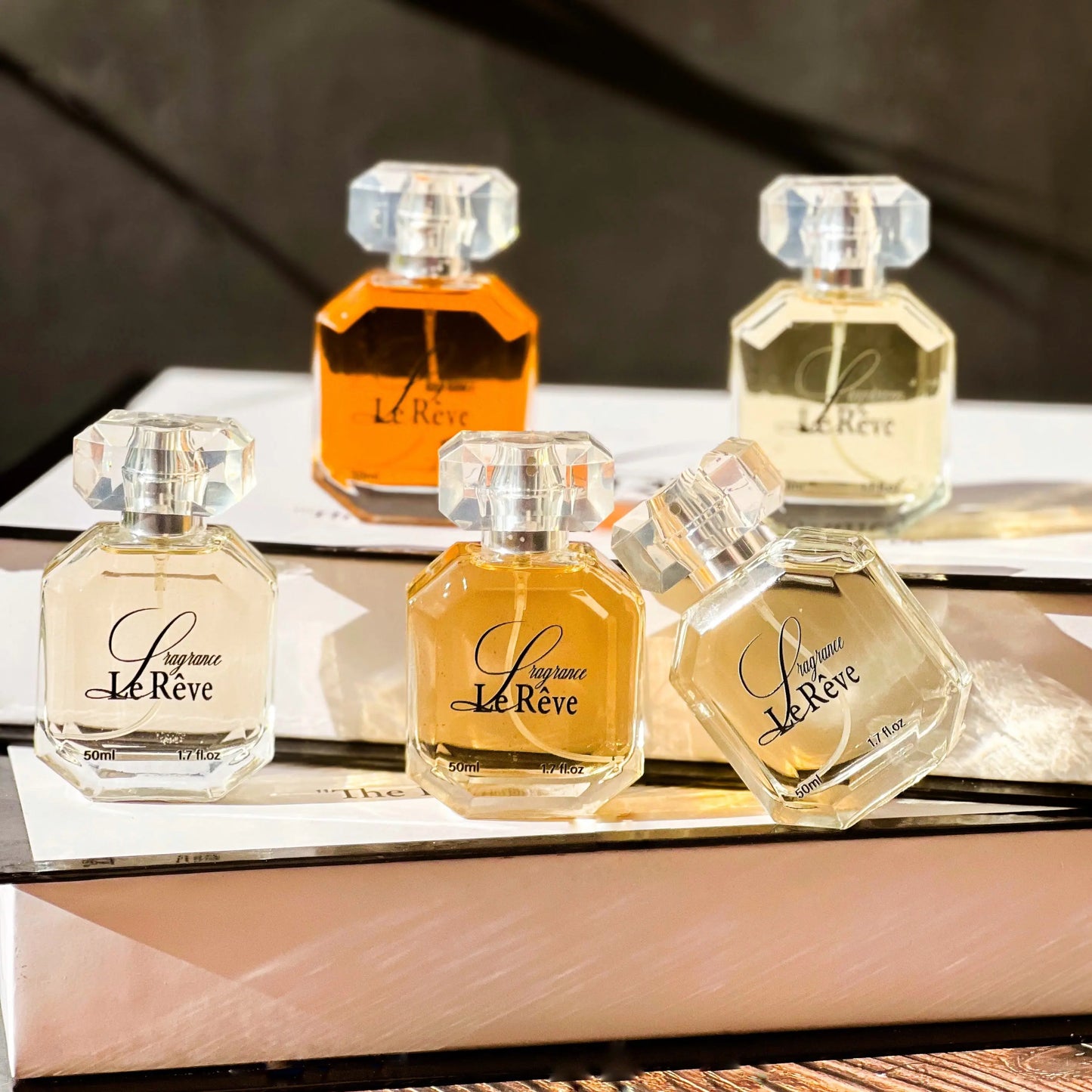 وصل أخيرا البكج المميز لعام 2025 الجديد فقط من شركة لوريف Le Reve Fragrance